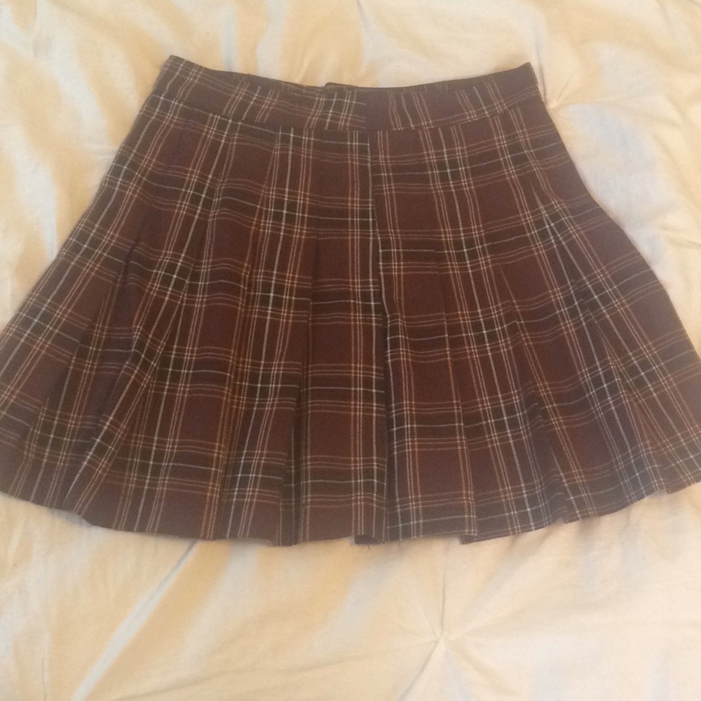 Pleated mini skirt